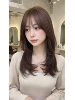 ケシキ 表参道 原宿(kesiki.)&nbsp;ミディアムレイヤー顔周りカットハッシュカットワンホンレイヤー