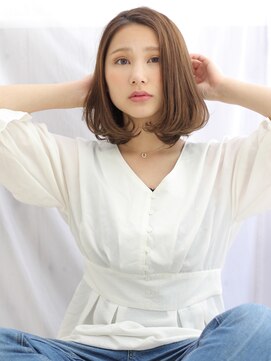 ヘアリゾート ラグーン(hair+resort lagoon) 【lagoon阿部春菜】柔らか質感×フェミニン×ワンカールボブ