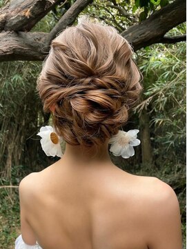 モカラ(MOKARA) シニヨン