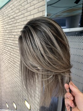 ラフ(LAFF) #バレイヤージュ#グレージュカラー#ボブウルフ#ココアベージュ