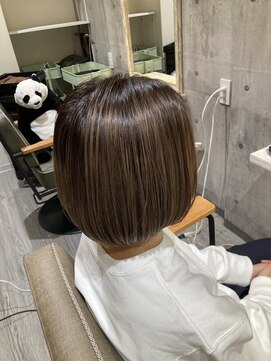 パダ(PADA) ショートボブスタイル☆