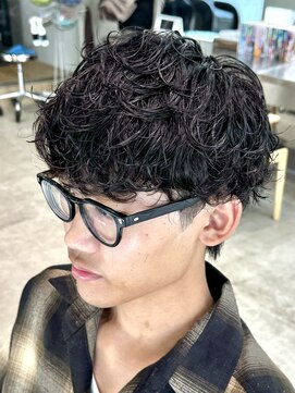 レタッチ バイ フィフス 天神大名(RETOUCH by fifth) シャドウパーマスパイラルパーマフェザーパーマメンズパーマ眉毛