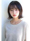 アシンメトリーハッシュボブマレットヘアバタフライカット艶髪