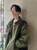 シーンバイラッド ヘルム(SCENE by RAD helm)&nbsp;センターパート ナチュラルストレート