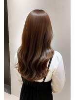 ルピナ(Lupina) 大人上品なツヤ髪ロングウェーブ