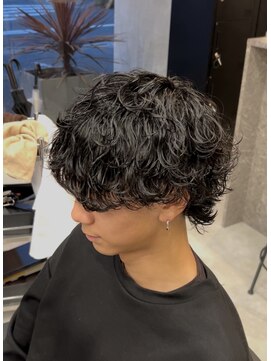 エッジ(EDGE) 大分メンズ刈り上げマッシュ波巻きスパイラルパーマスタイル