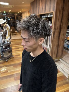 イエローコーン 金沢文庫店(YELLOW CORN) ツイストスパイラル　ホワイトメッシュ　メッシュパーマ
