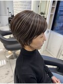 脱白髪染めミニショート