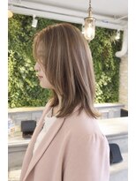 ミリ ヘアー(Mili hair) ミディアム ハイライトカラー