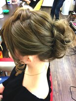 ヘアセットアップス(UP's) ♪結婚式などに(^-^)『シンプルキレイなアップスタイル♪』