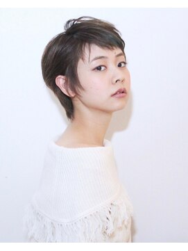 コッチ(kocchi.) 大人可愛いオン眉小顔ショートボブメルティカラー