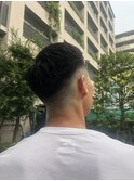 <理容室>0ミリ スキンフェード 七三