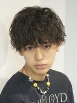 メンズサロン ゴールド 名古屋(GOALD) スパイラル　ツイストスパイラル　刈り上げマッシュ　アッシュ