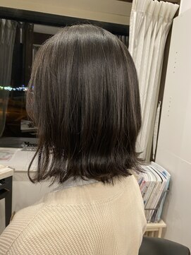コアフィールフィス(COIFFURE fils) 新規お得クーポンあり【見附　今町】黒髪外ハネスタイル