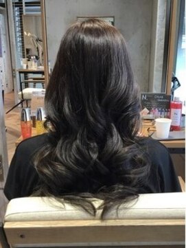 ヘアーショップ エヌアンドエー 越谷店(hair shop N&A) 黒髪×ゆるウェーブ
