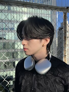 リード(REEED) 襟足ありナチュラルセンターパート