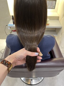 アヴァンス 江坂店(AVANCE.) 艶ブラウン