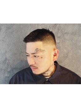 【人気No1メニュー】カット＋シェービング＊産毛や髭だけでなく古い角質も取り除くので、ツルツル素肌に★