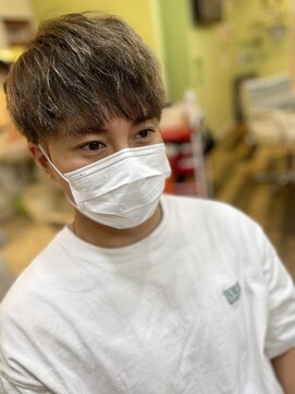 ボヌー(Bonheur) 秋のカーキカラー