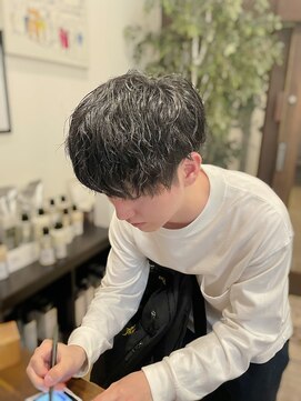 ヤコブ ヘアー(Jacob hair) メンズヘア/カットパーマ/ツイストスパイラルパーマ