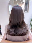 ベージュブラウン