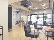 ループ バイ エスポワール(LoooP by Espoir)の雰囲気（ゆったり席間6席で落ち着いて過ごしていただけます♪）