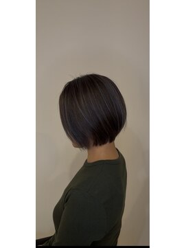 ウミ(umi) さりげないのに、なんかいい
