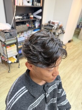 ディレクション(Direction) フェザーパーマ×フェードカット