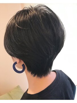 フープヘアー(HOOP.HAIR) 黒髪ヘア//えりあしくびれショートヘア