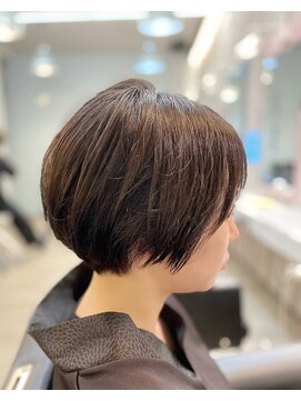 ヘアステージアミカル ミニボブ