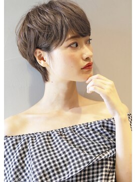 ガリカ(Gallica kinshicho) ☆ 似合わせカット × グレージュカラー ☆丸みショート ♪