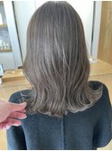 S字ウェーブ　顔まわりレイヤー　美肌カラー