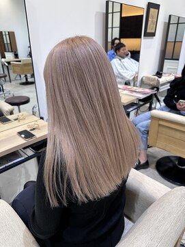 アテナ 六本松店(ATENA) ホワイトベージュ　ブリーチ2回～