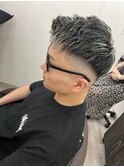 ワイルドアップバング　スキンフェード[平井/平井駅]