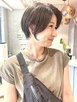 ロンドジェネルーズ 柏(Lond generous)&nbsp;□大人ショートボブ　シークレットハイライト　ダークグレー