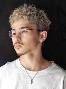 アルファ 新宿(alpha) フェザーパーマ/刈り上げセンターパート/サーフカール[新宿]