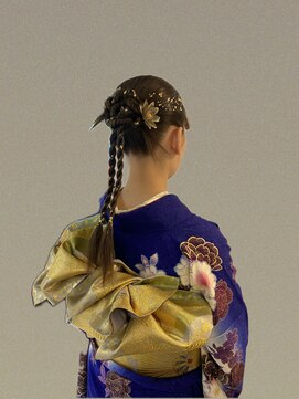 エクリジユウガオカ(equri Jiyugaoka) 成人式まとめ髪【自由が丘】カチモリアレンジ10代/20代