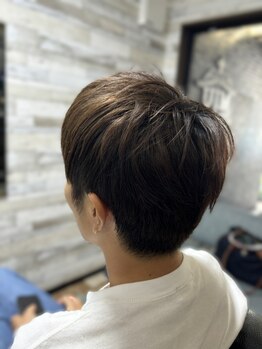 《カット\3000～》経験豊富なスタイリストがマンツーマン対応★リーズナブルな価格でも仕上がりに妥協なし!