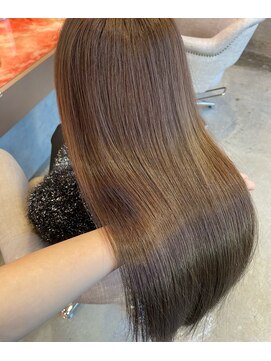 ウィクシーミミ 栄矢場町店(wixy mimi) オリーブベージュ