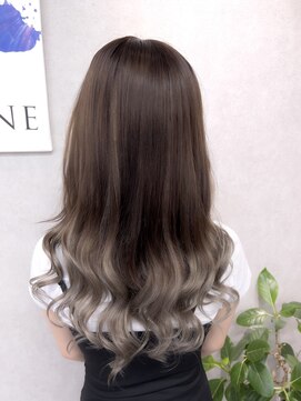 レヴェリー(REVERIE) プルエクステ