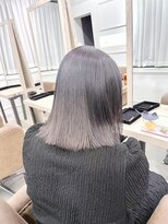 ブルー(BLUE) イメチェン/ホワイトブロンド/外ハネボブ/美髪/仙台