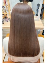 クア(qua)&nbsp;【北千住】髪質改善縮毛矯正の艶やかナチュラルストレート