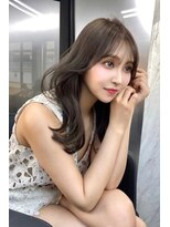 ランズ(LANDS) アッシュオリーブ顔周りレイヤーカット 【韓国ヘア 大阪 梅田】