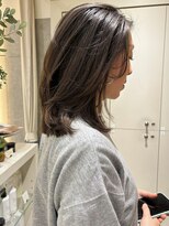 シーア(ciia)&nbsp;レイヤーヘア レイヤーカット　顔まわりレイヤー