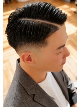 リア(Li'a) フェード/刈り上げ/震災刈り