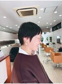 大人女子のベリーショート 肌馴染みのいい優しいヘアカラー