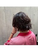 スペインカールスパイキーショートブルーブラックフェザーパーマ