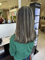 コレットヘア(Colette hair)&nbsp;☆地毛×抜きっぱなしハイライト☆