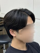 フイ 恵比寿(Hui) フェザーパーマ/グレーブルーカラー/刈り上げショートパンク
