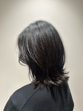 アッシュ 千歳烏山店(Ash) ひし形レイヤーミディアムレイヤーダークブルーくびれレイヤー